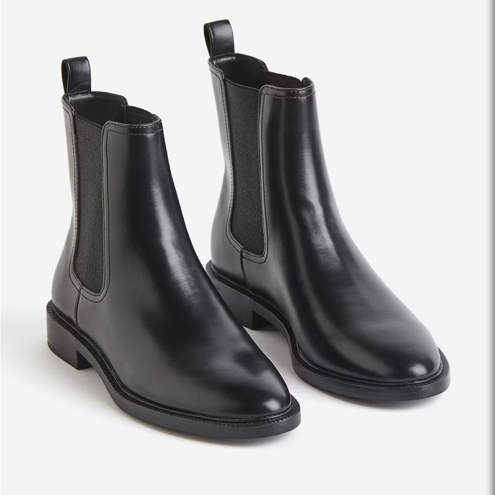 H&M Chelsea Boots Size 6
